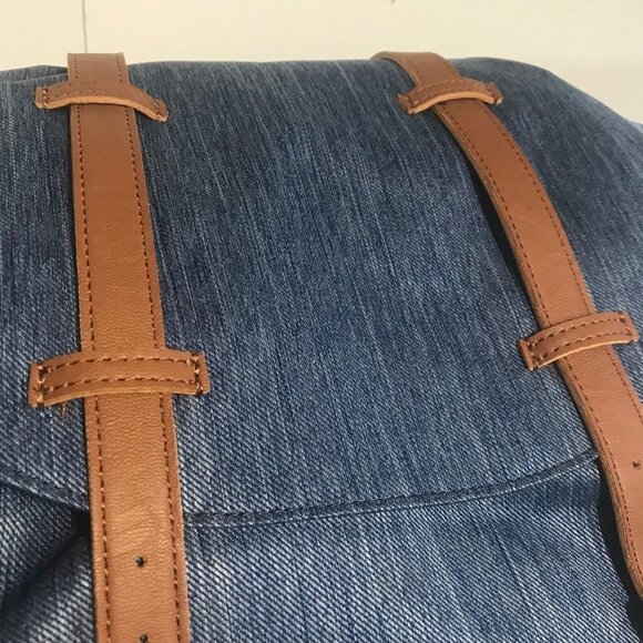 Herschel Backpack Little America Denim Red Stripe Interior 20 x 14.5" Unisex EUC - Picture 3 of 12